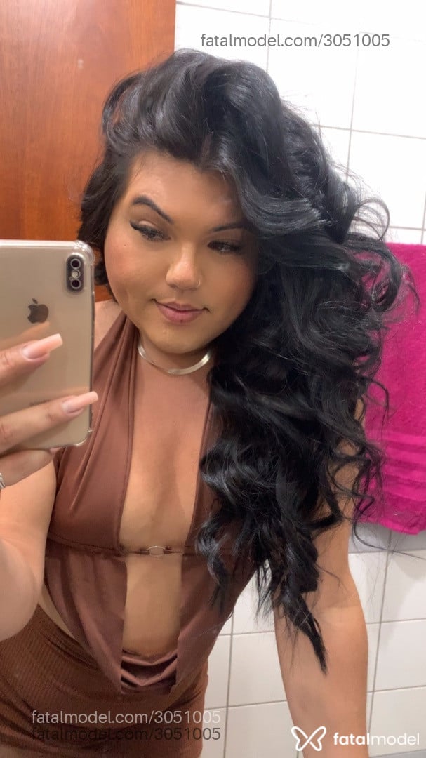 Acompanhante mulher trans morena (o) de olhos castanhos - Japaa