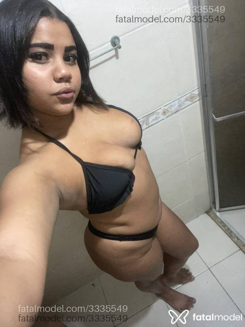 Acompanhante mulher morena (o) de olhos cinza em Campos dos Goytacazes - Karla