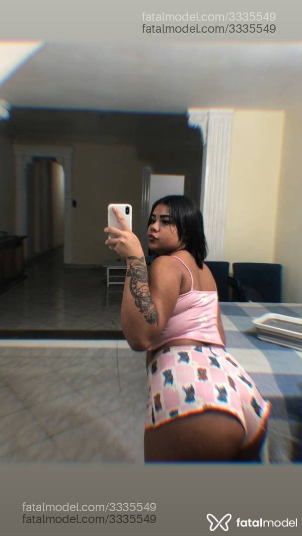 Acompanhante mulher morena (o) de olhos cinza em Campos dos Goytacazes - Larissa