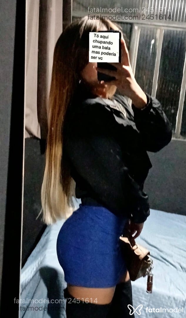 Acompanhante mulher trans loira (o) de olhos castanhos - Thammy Soares