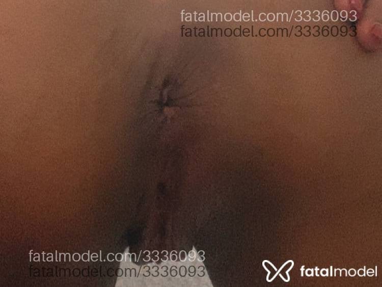 Acompanhante mulher morena (o) de olhos pretos - Paola Maia