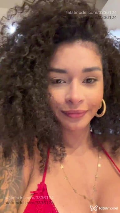 Acompanhante mulher morena (o) de olhos castanhos em São Paulo - Gio Savanna