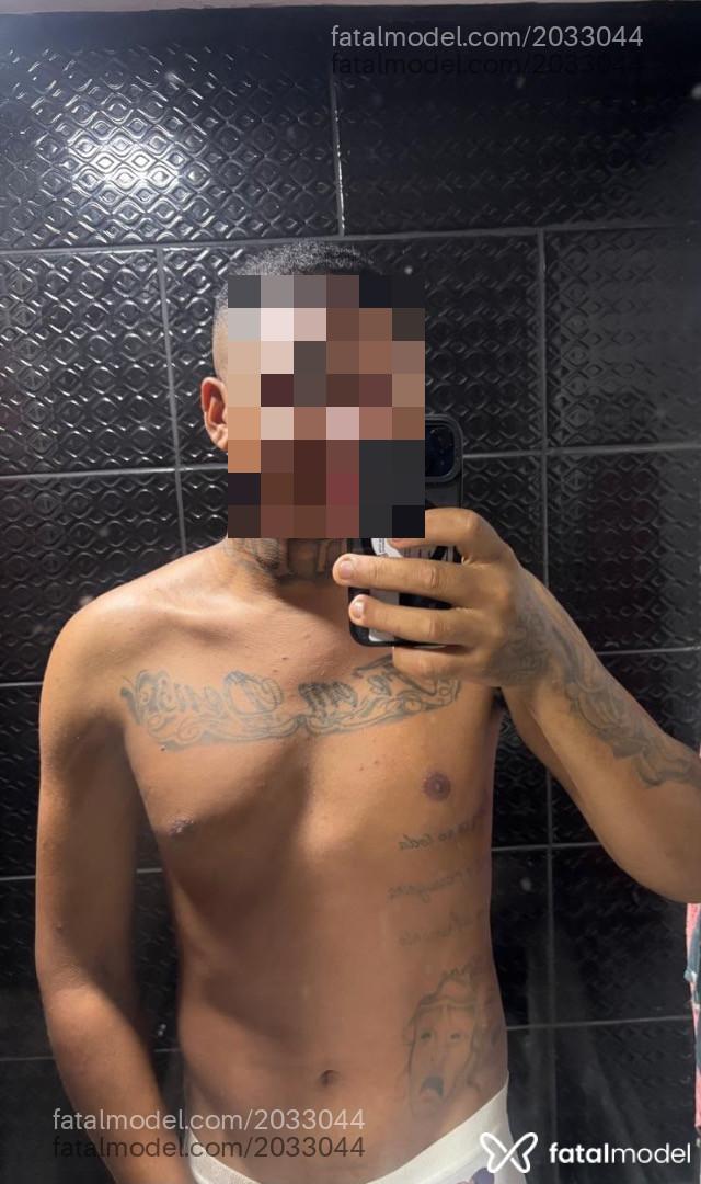 Acompanhante homem morena (o) de olhos pretos - Yuri