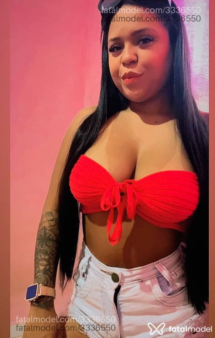 Acompanhante mulher morena (o) de olhos castanhos - Luara Lopez