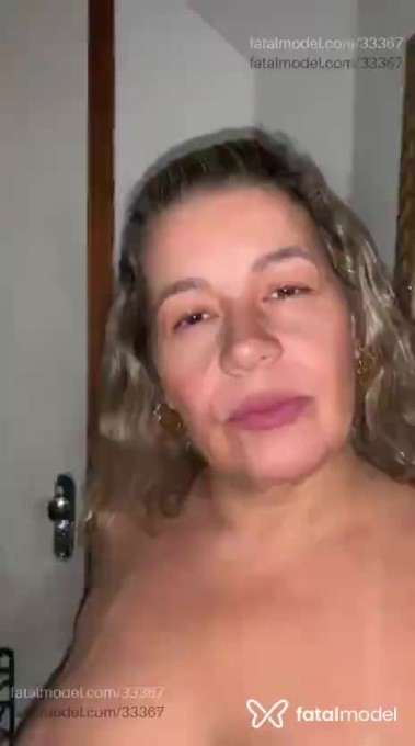 Acompanhante mulher loira (o) de olhos castanhos em Atibaia - Maia Rarini