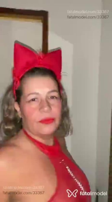 Acompanhante mulher loira (o) de olhos castanhos em Atibaia Acompanhante mulher loira (o) de olhos castanhos em Atibaia - Maia Rarini