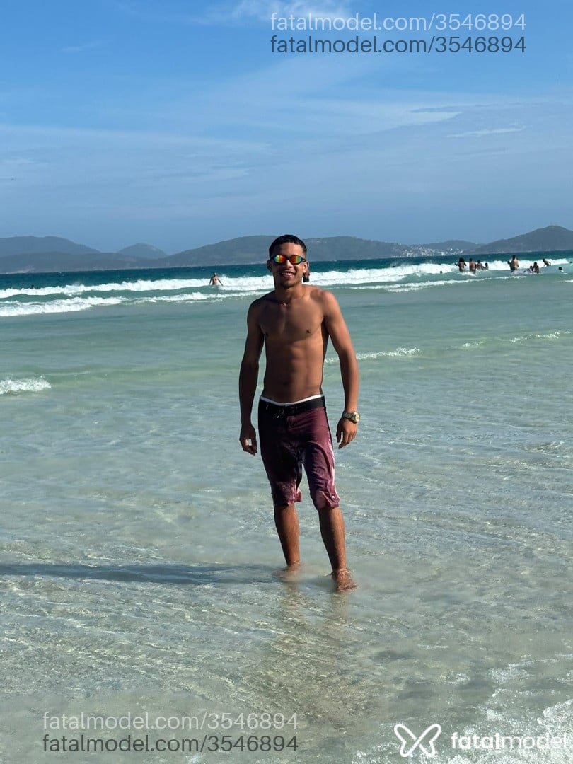 Acompanhante homem morena (o) de olhos verdes - Gl Silva
