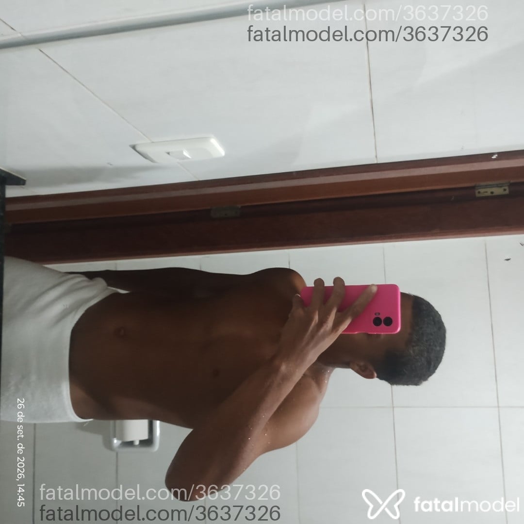 Acompanhante homem com cabelo castanho de olhos castanhos - Elon Souza