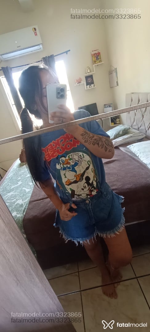 Acompanhante mulher com cabelo castanho de olhos castanhos - Amaya Bellini