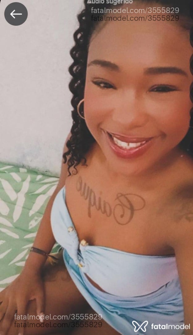 Acompanhante mulher morena (o) de olhos pretos - Priscila