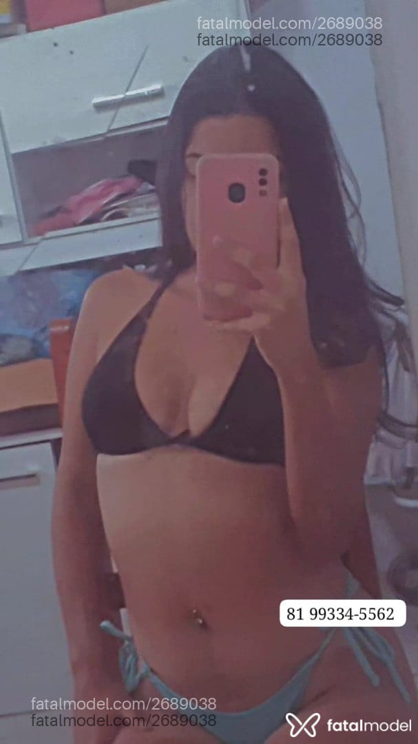 Acompanhante mulher com cabelo castanho de olhos castanhos - Emilly