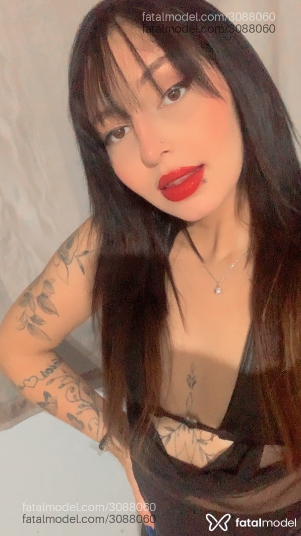 Acompanhante mulher morena (o) de olhos castanhos - Dudanvs