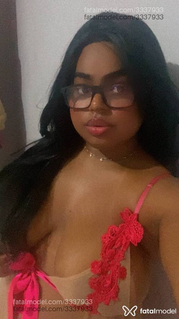 Acompanhante mulher morena (o) de olhos castanhos - Camila Ferraz