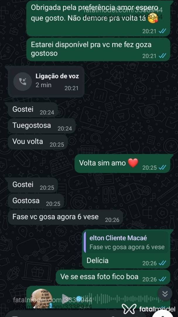 Acompanhante mulher com cabelo castanho de olhos pretos - Penélope