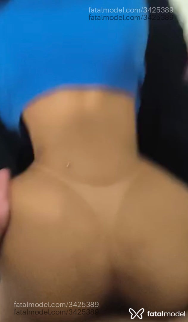 Acompanhante mulher morena (o) de olhos castanhos - Pucca