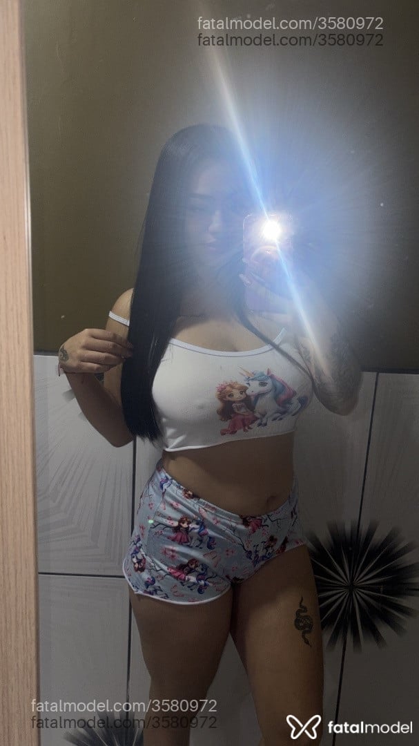 Acompanhante mulher morena (o) de olhos castanhos - Karol