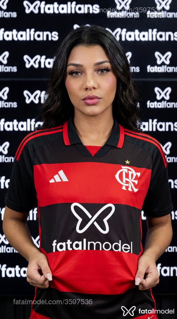 Acompanhante mulher com cabelo castanho de olhos castanhos - GabyCereja