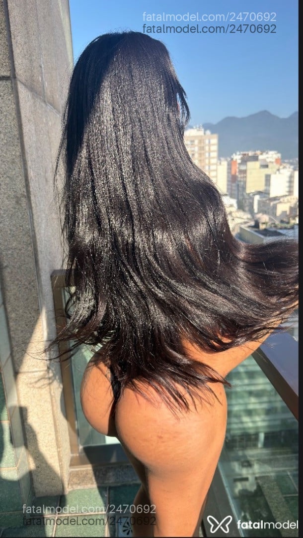 Acompanhante mulher trans morena (o) de olhos castanhos - Kailly