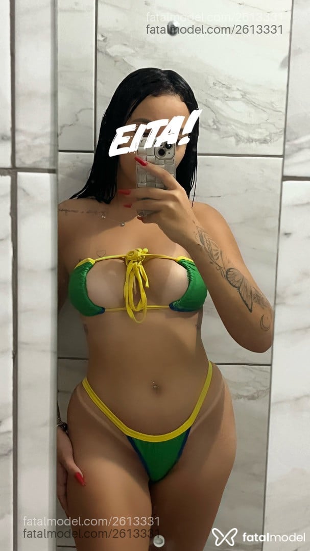 Acompanhante mulher morena (o) de olhos castanhos - Morenaaaa
