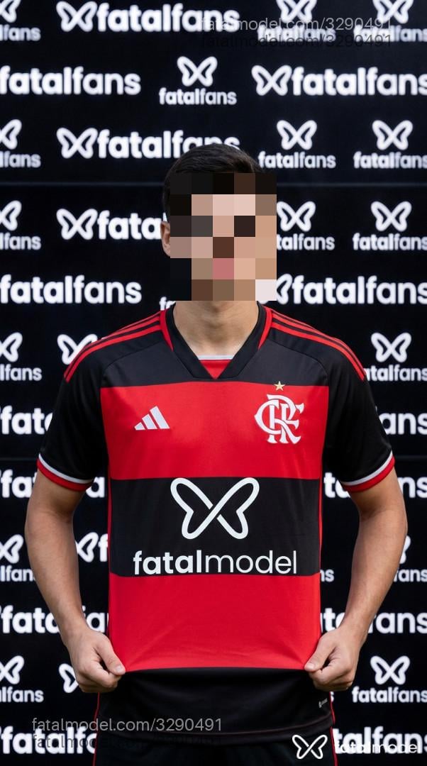 Acompanhante homem morena (o) de olhos castanhos - Santos Silva