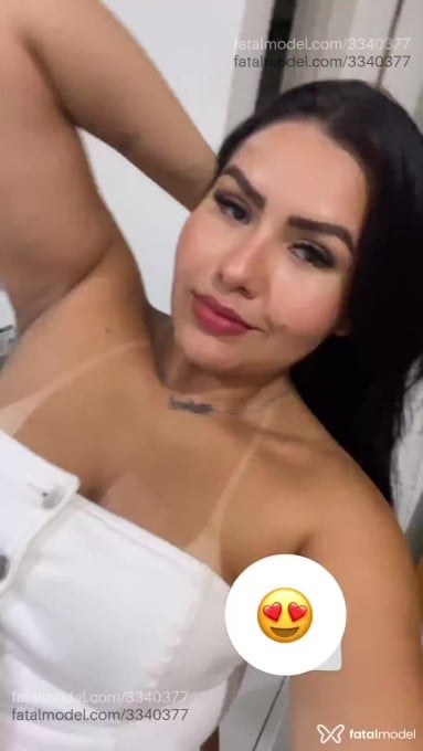 Acompanhante mulher morena (o) de olhos pretos - Lorena