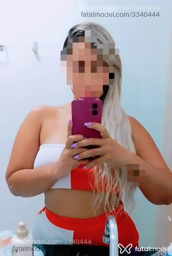 Acompanhante mulher loira (o) de olhos castanhos em Janaúba - Gabriela