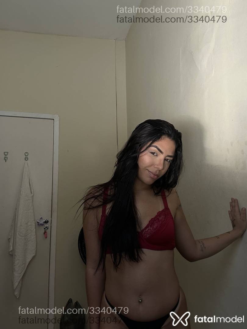 Acompanhante mulher morena (o) de olhos castanhos - Layla