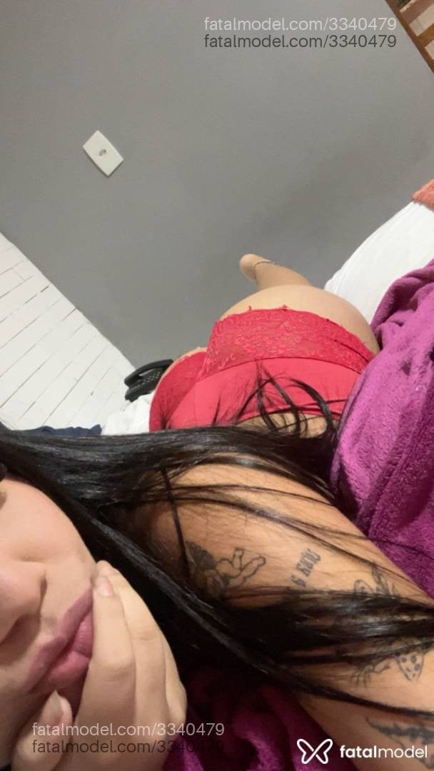 Acompanhante mulher morena (o) de olhos castanhos em São Paulo Acompanhante mulher morena (o) de olhos castanhos em São Paulo - Layla
