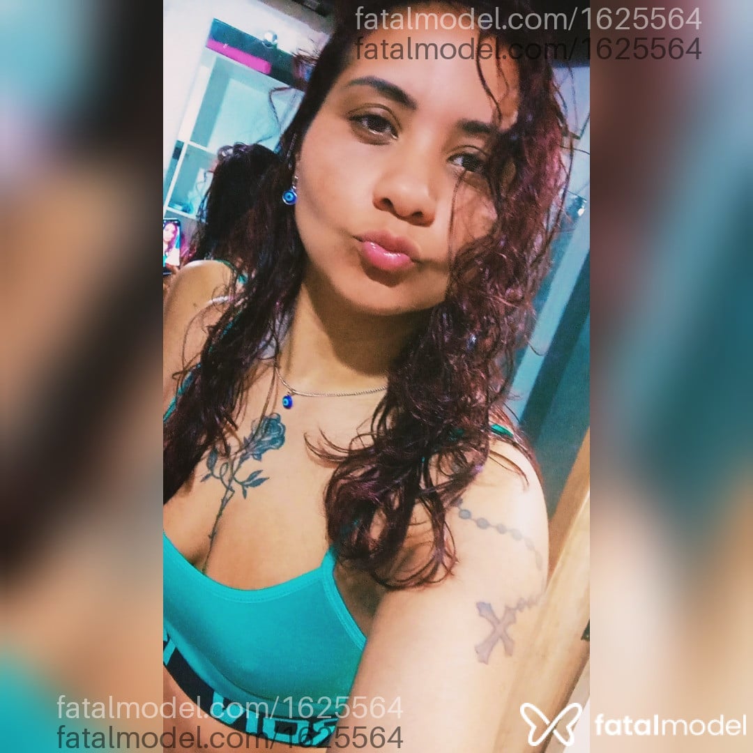 Acompanhante mulher morena (o) de olhos castanhos - Agatha Castro