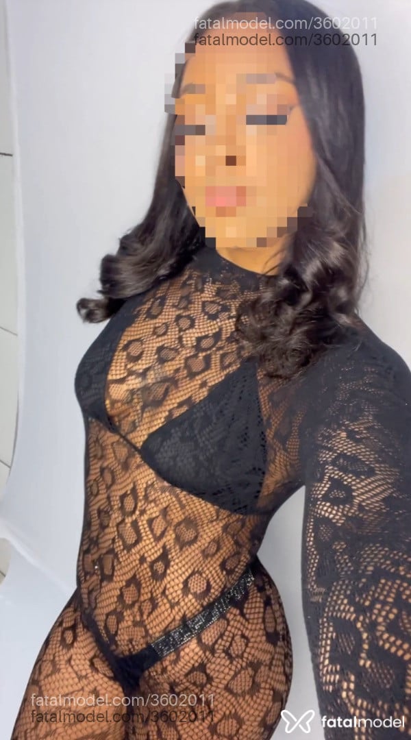 Acompanhante mulher morena (o) de olhos castanhos - Larissa Venezza