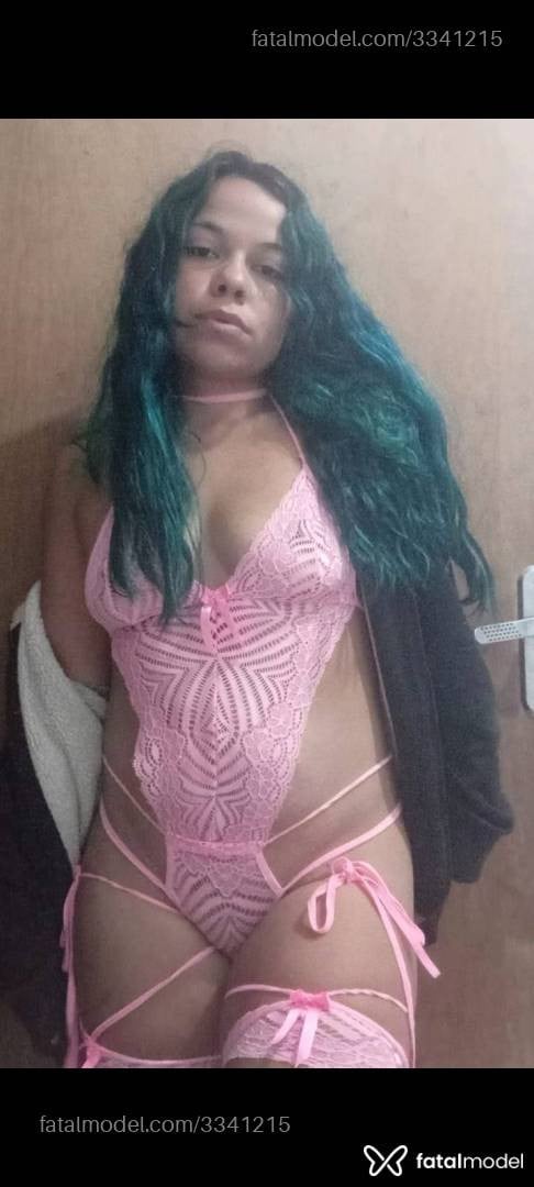 Acompanhante mulher com cabelo colorido de olhos pretos em Forquilhinha - Jessica