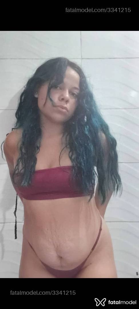 Acompanhante mulher com cabelo colorido de olhos pretos em Forquilhinha Acompanhante mulher com cabelo colorido de olhos pretos em Forquilhinha - Jessica