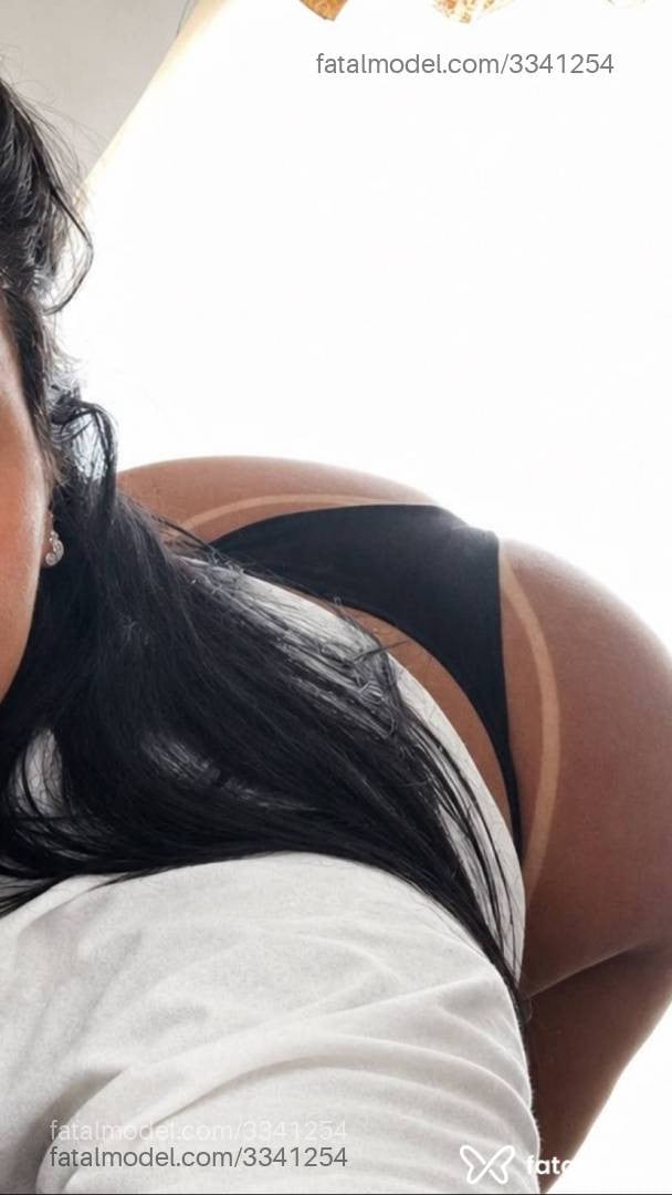 Acompanhante mulher morena (o) de olhos castanhos - Amanda