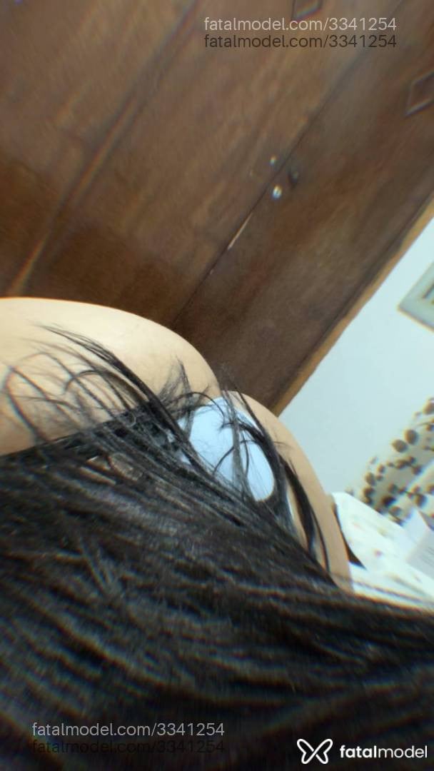 Acompanhante mulher morena (o) de olhos castanhos - Amanda
