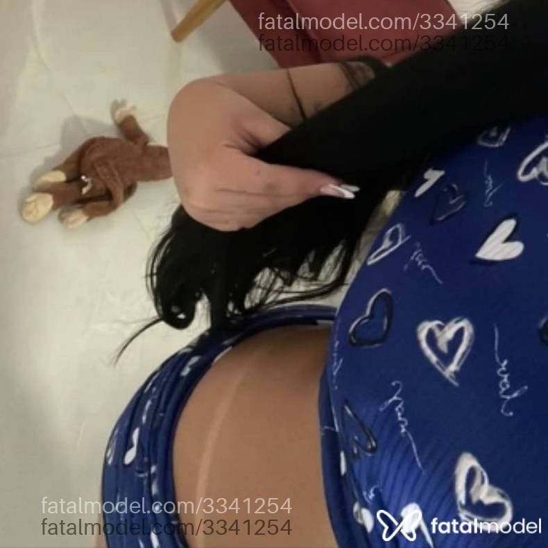 Acompanhante mulher morena (o) de olhos castanhos - Amanda
