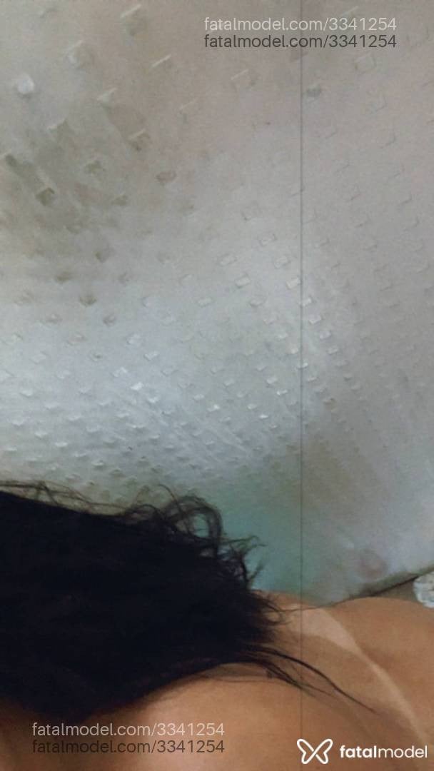 Acompanhante mulher morena (o) de olhos castanhos - Amanda