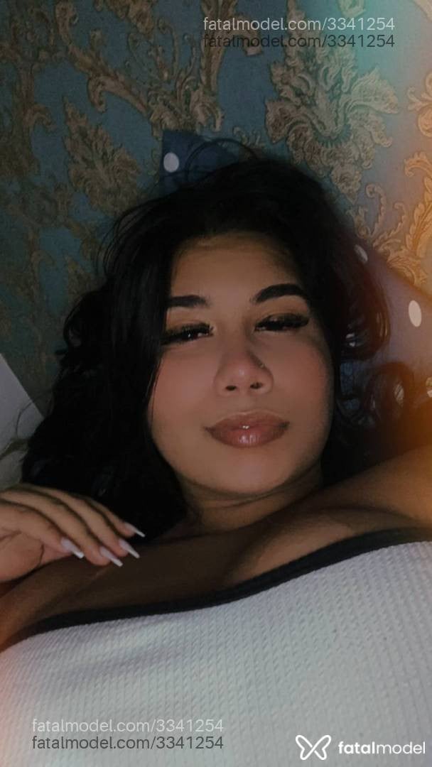 Acompanhante mulher morena (o) de olhos castanhos - Amanda