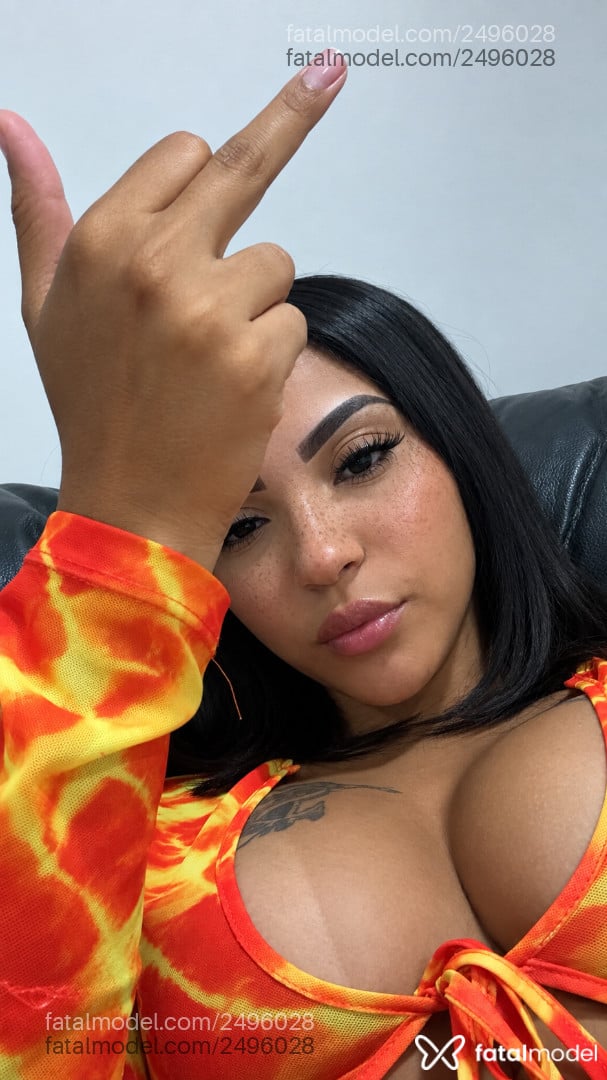 Acompanhante mulher com cabelo castanho de olhos castanhos - Gabrielly