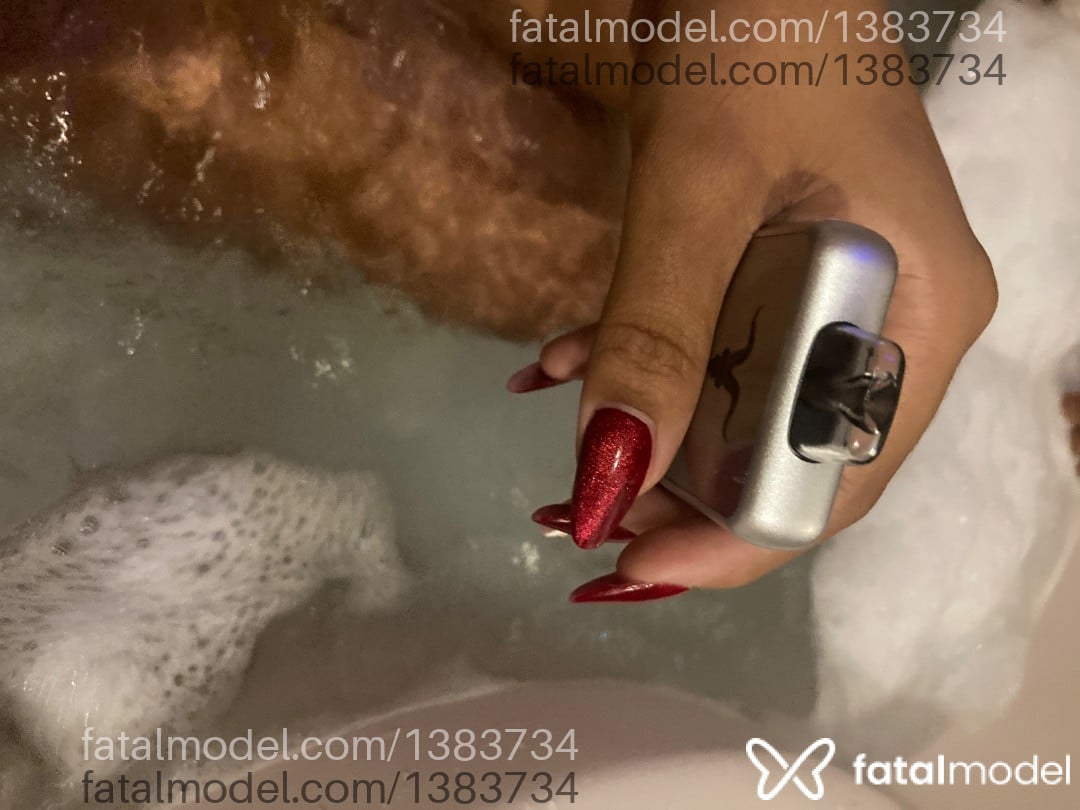 Acompanhante mulher morena (o) de olhos pretos - Morena Silva
