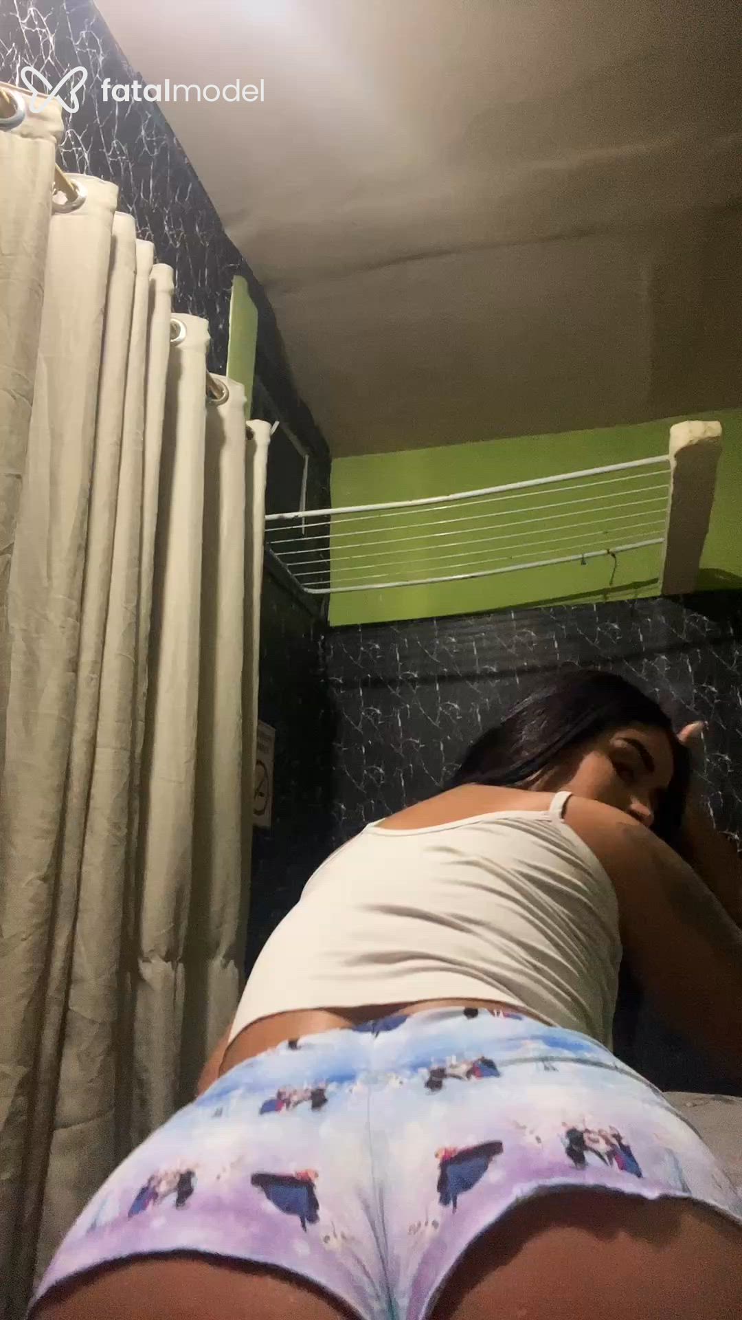 Acompanhante mulher morena (o) de olhos castanhos - Maduzinha