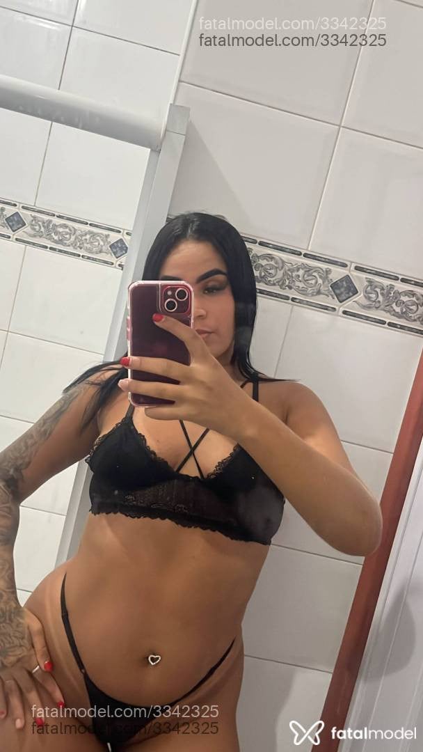 Acompanhante mulher morena (o) de olhos castanhos - Maduzinha