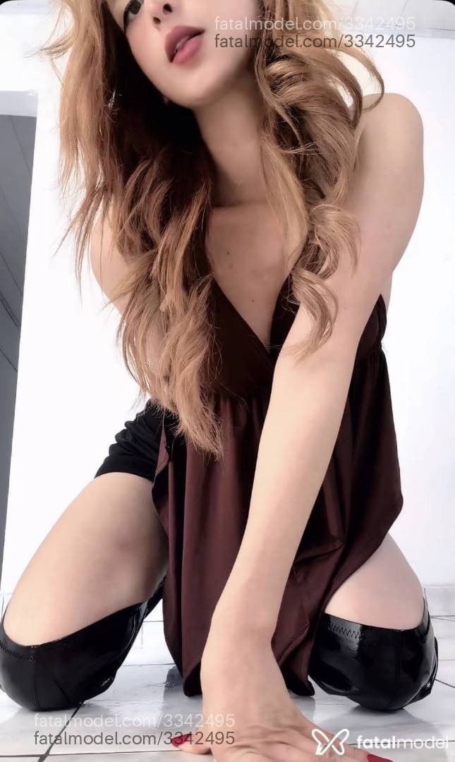 Acompanhante mulher ruiva (o) de olhos castanhos em São Paulo - Agata