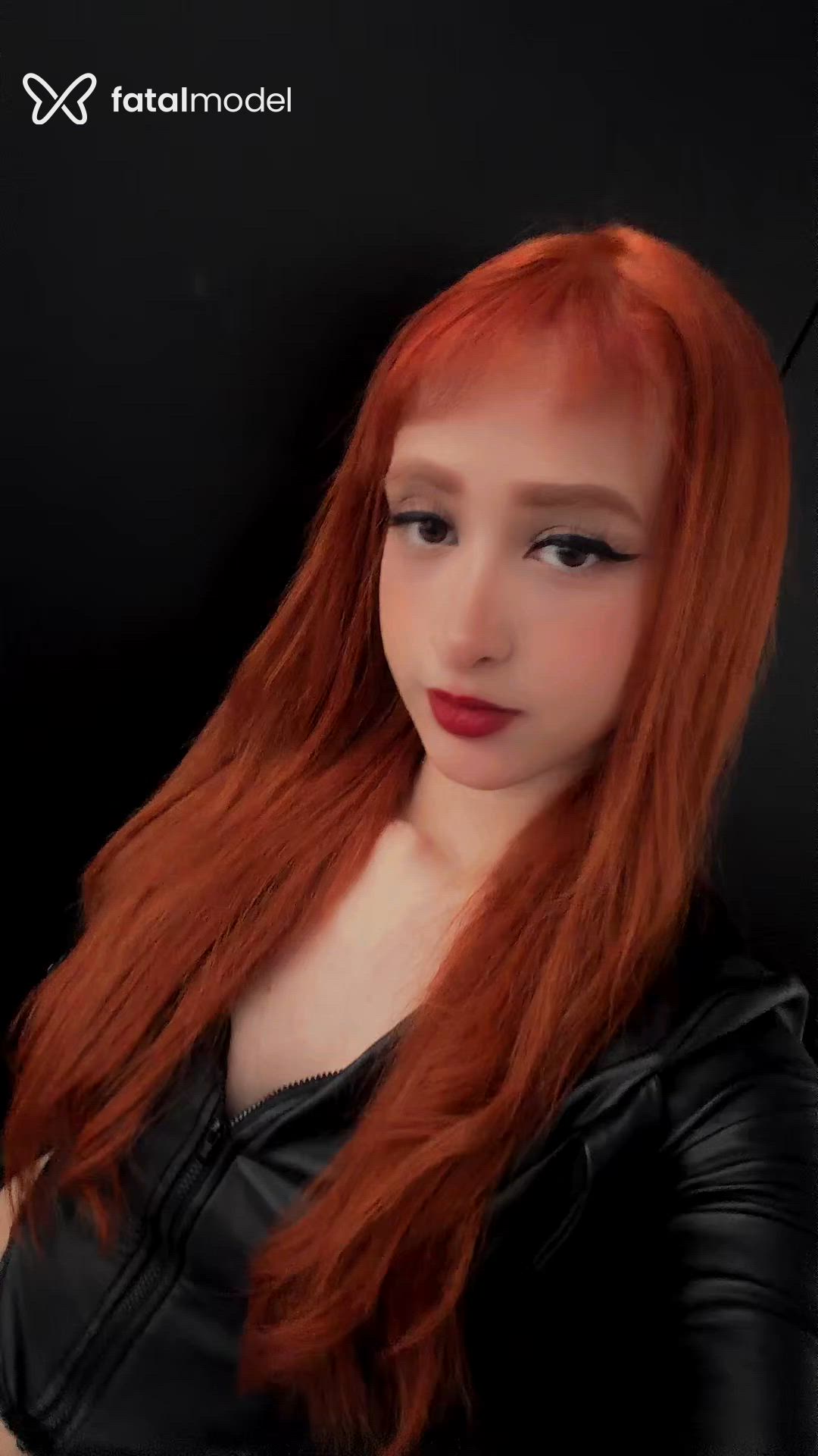 Acompanhante mulher ruiva (o) de olhos castanhos - Agata Acompanhante mulher ruiva (o) de olhos castanhos - Agata