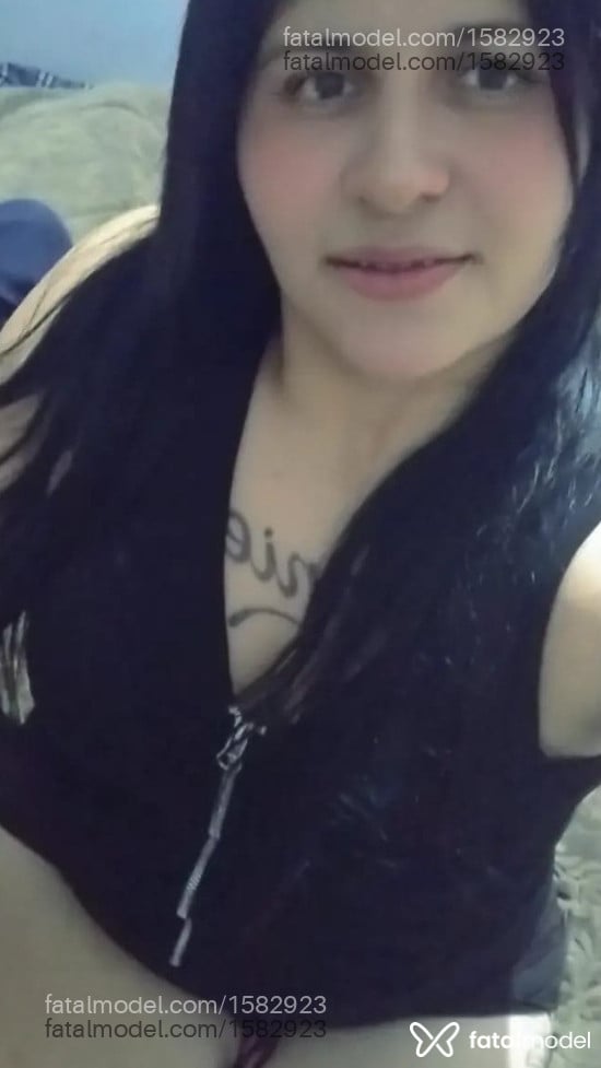 Acompanhante mulher morena (o) de olhos castanhos - Ariane