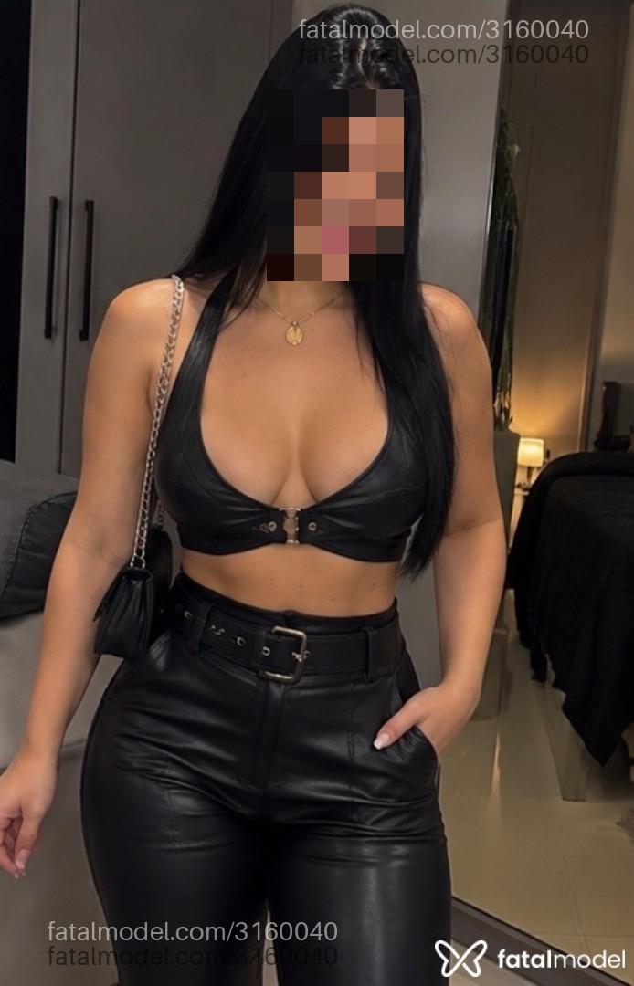 Acompanhante mulher morena (o) de olhos castanhos - Elayla Fontenelle
