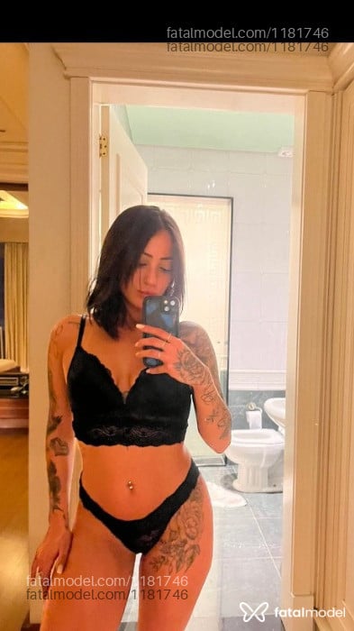 Acompanhante mulher com cabelo castanho de olhos castanhos - Annalu