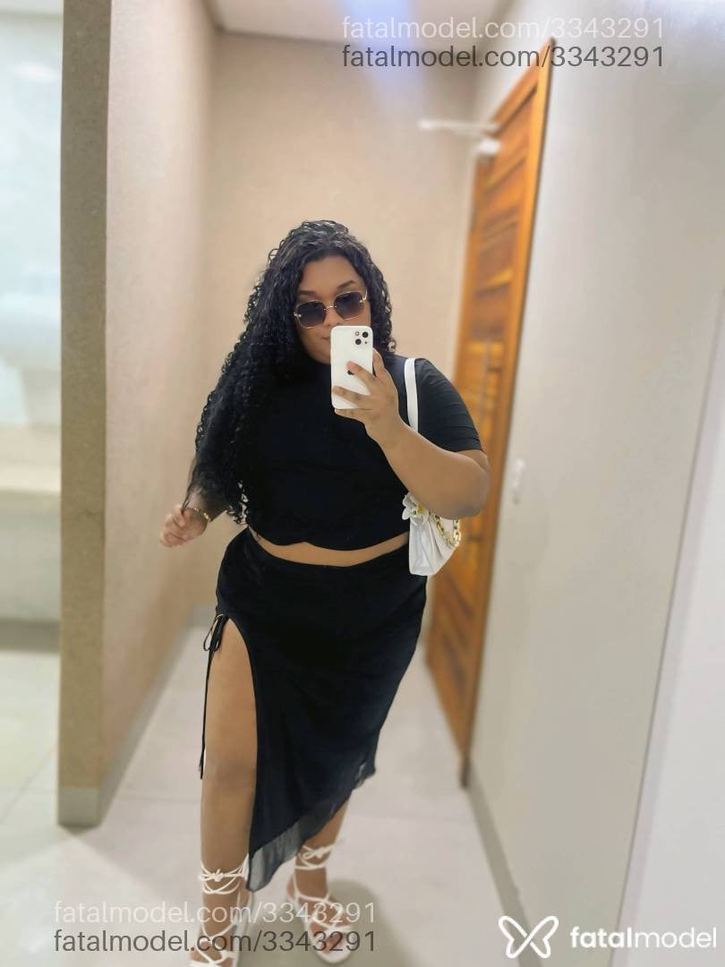 Acompanhante mulher trans morena (o) de olhos pretos em Janaúba - Carlinhagg