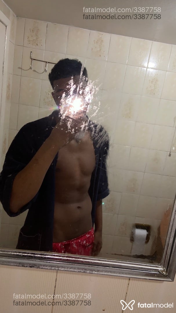 Acompanhante homem morena (o) de olhos pretos - Pretinhogstso