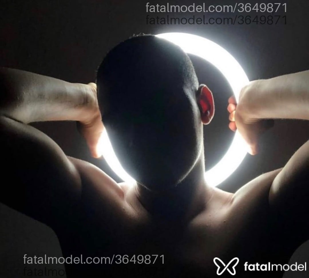 Acompanhante homem morena (o) de olhos mel - Passatempo