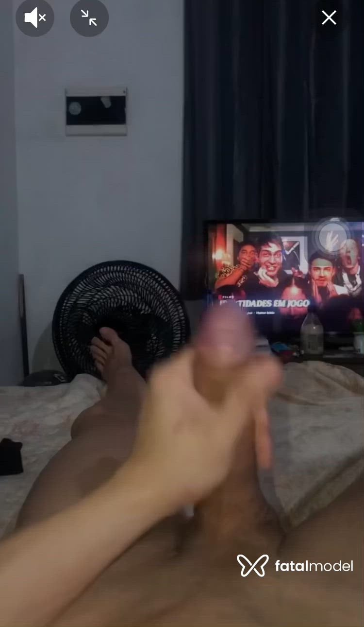Acompanhante homem ruiva (o) de olhos pretos - Oudry